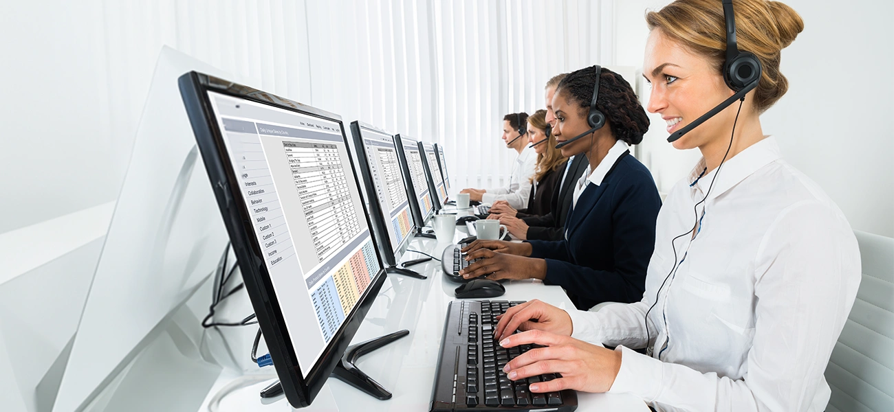 Average Handling Times drop 65 percent with Salesforce Einstein AI- Hero